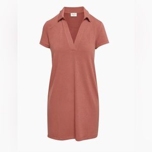 Aritzia Wilfred Free Reef Free Lounge Dress in Mocha Sorbet. Size M